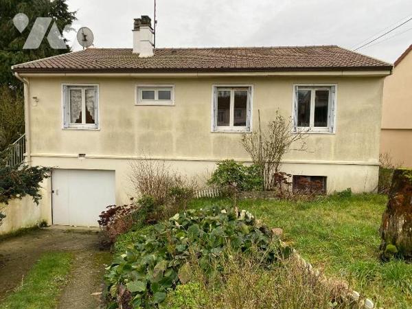 GASVILLE-OISEME, Pavillon sur sous-sol comprenant ;
Entrée, cuisine, salle de séjour salon (29...