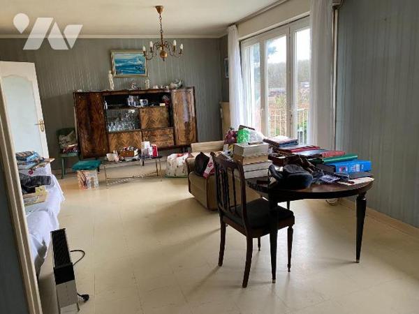 GASVILLE-OISEME, Pavillon sur sous-sol comprenant ;
Entrée, cuisine, salle de séjour salon (29...