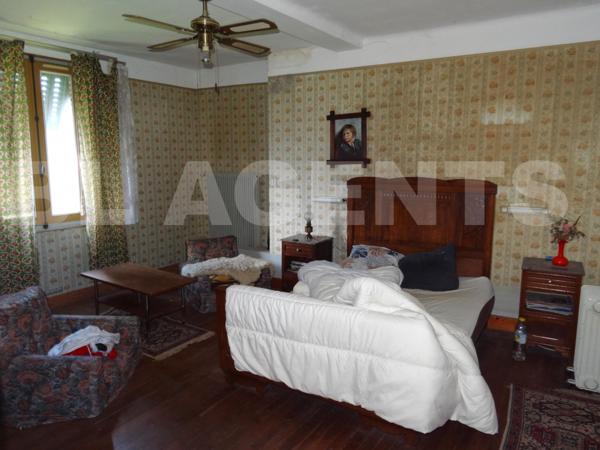 MAISON AVEC GROS POTENTIEL