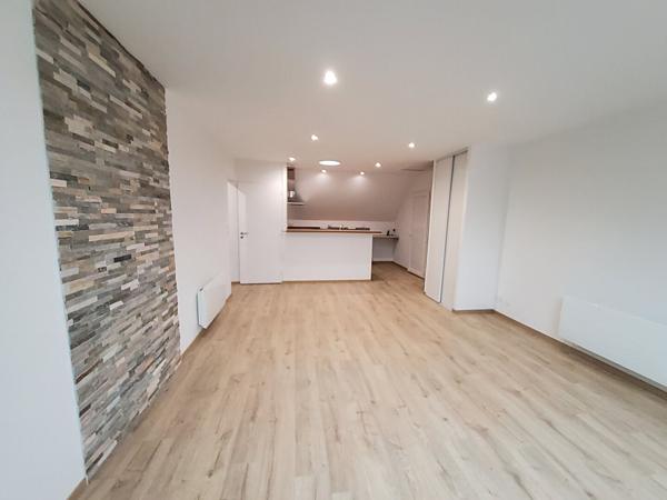 APPARTEMENT T4 NEUF - 1er ETAGE - PROCHE CENTRES DE CONTRES