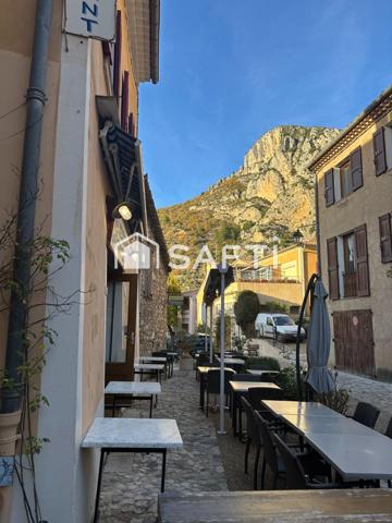 Murs commerciaux à Moustiers Sainte Marie