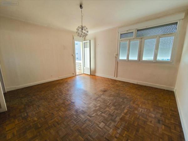 Appartement à vendre à Louviers dans l'Eure (27400), ref : 27082-1063338