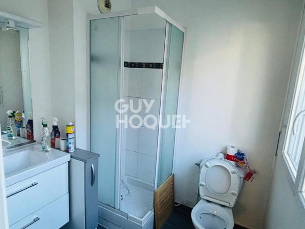 REZ-DE-JARDIN 250 m² - 15 minute RER C