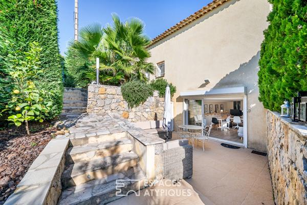 Magnifique villa 233m² avec vue mer, sur les hauteurs de Vallauris