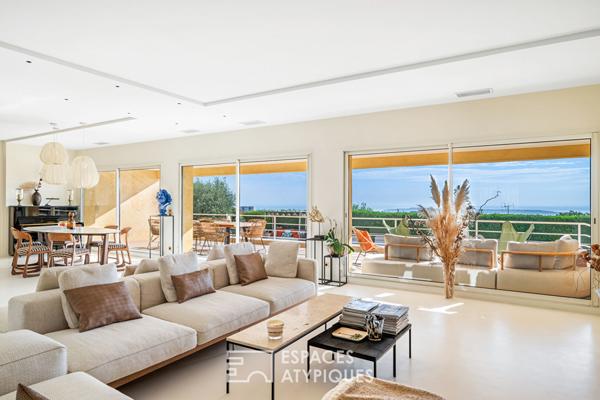 Magnifique villa 233m² avec vue mer, sur les hauteurs de Vallauris