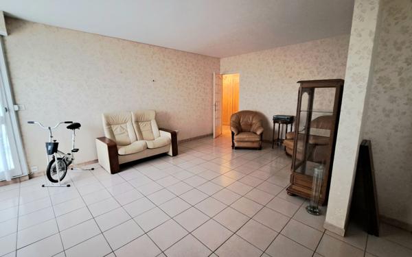 Appartement à vendre    2 pièces • 79 m2 La Rochelle