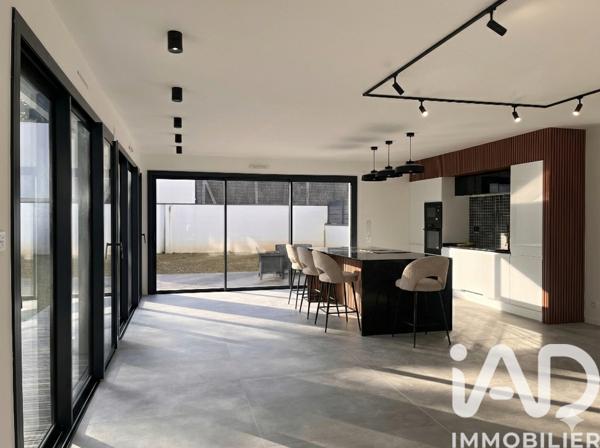 Maison à vendre 6 pièces 142 m² Mûrs-Erigné