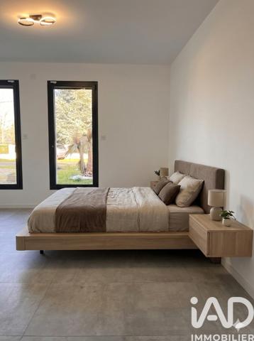 Maison à vendre 6 pièces 142 m² Mûrs-Erigné