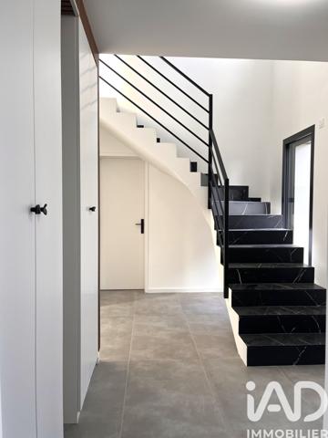 Maison à vendre 6 pièces 142 m² Mûrs-Erigné