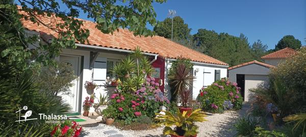 Maison + Studio Indépendant à Saint-Brévin-l'Océan - À 1 km de la mer et des commodités !,  
Saint brevin les pins 44250