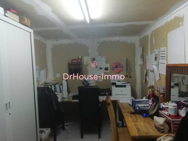 Commerce à vendre 7 pièces de 150 m²