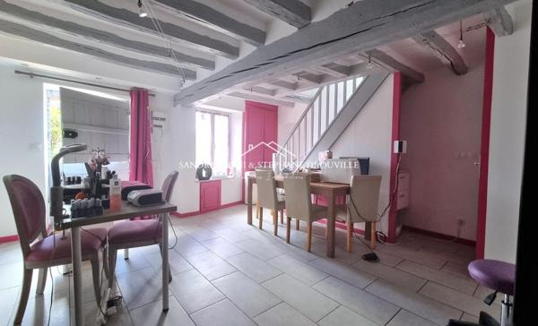 PROCHE MAINTENON - MAISON AUTHENTIQUE DE 166 M², 7 PIECES AVEC DEPENDANCE