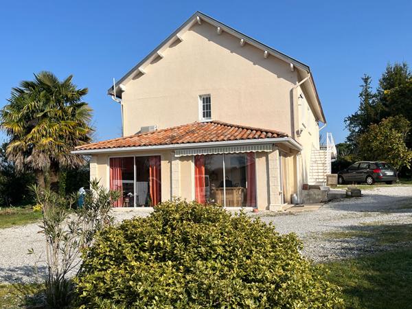 A vendre maison avec deux logements à Coulounieix Chamiers