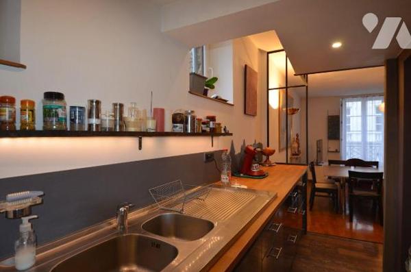 CENTRE VILLE 
Maison d'habitation comprenant :
-au sous-sol : cave où se trouve la chaudière ...