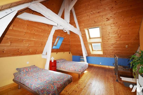 CENTRE VILLE 
Maison d'habitation comprenant :
-au sous-sol : cave où se trouve la chaudière ...