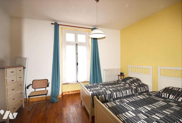 CENTRE VILLE 
Maison d'habitation comprenant :
-au sous-sol : cave où se trouve la chaudière ...