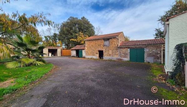 Maison à vendre 13 pièces de 275 m²