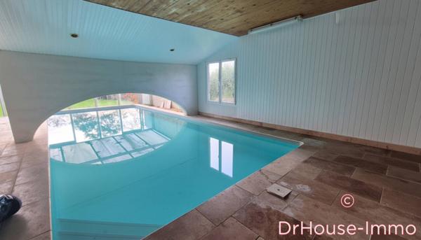 Maison à vendre 13 pièces de 275 m²