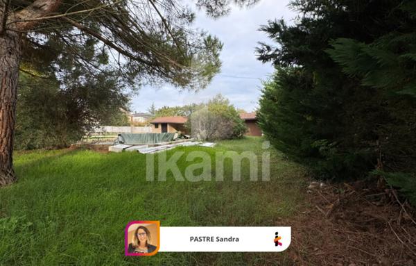 Parcelle de Terrain Constructible de 785 m2 à Mours-Saint-Eusèbe