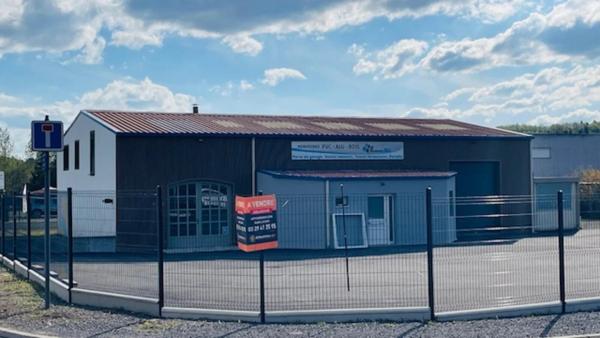Vente                                                      Local commercial
                        
                                         300 m2                     à Bertrichamps