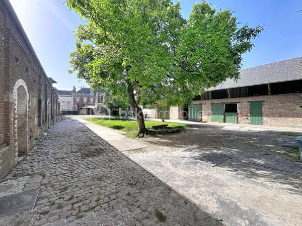 A 20 mins de Saint Quentin, dans une commune avec toutes les commodités nécessaires, cet ensemble immobilier est idéal pour les passionnés de chevaux ou personne ayant un projet agricole, touristique  ou dans l'événementiel ...

Composé d'une maison d'habitation , pleine de charme avec ses matériaux anciens ( parquets en chevrons, cheminées en marbre ...) et de nombreuses dépendances ( écuries, atelier, greniers ...) , l'ensemble est actuellement exploité en centre équestre.

La maison de 280 m2 offre de beaux volumes : accessible par deux entrées différentes, vous découvrirez au rez de chaussée une spacieuse pièce de vie de 45 m2, un ou deux bureaux selon vos besoins, une cuisine aménagée, une lingerie , une véranda avec vue sur toute la cour et des toilettes.

A l'étage, un vaste palier dessert quatre chambres et une salle d'eau rénovée ainsi que des toilettes indépendants ; vous disposerez de deux autres pièces supplémentaires ( bureau ou lingerie ...)

Un grenier de + 100 m2 pourra être entièrement aménagé.

L'extérieur dispose des infra structures  suivantes :

- une carrière de 75 X 25 m
- un manège de 30 X 13
- un paddock
- plusieurs dépendances avec au total 25 boxs
- des écuries 
- un club house 
- un atelier
- une sellerie

Les greniers des dépendances servent de lieux de stockage et peuvent être exploités.

UN BIEN RARE DE PAR SON POTENTIEL ! Que vous soyez un particulier en quête d'un projet de vie ou un investisseur à la recherche d'une belle opportunité, cette propriété n'attend plus que votre imagination .... 

CONTACTEZ MOI POUR UNE VISITE