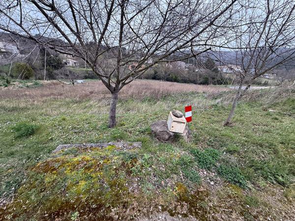 Terrain viabilisé et constructible à Villefloure de 2832 m2