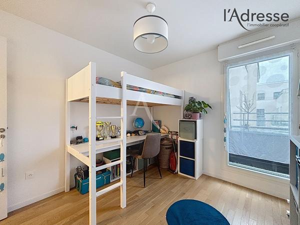 Rueil-Malmaison - Appartement 4 pièces de 86 m² avec terrasse - parking