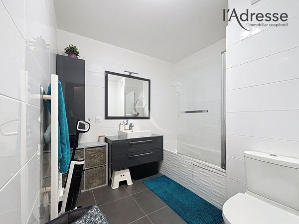 Rueil-Malmaison - Appartement 4 pièces de 86 m² avec terrasse - parking