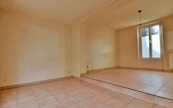 Maison à vendre    4 pièces • 77 m2 Esbly