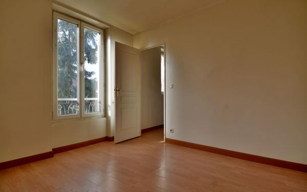 Maison à vendre    4 pièces • 77 m2 Esbly