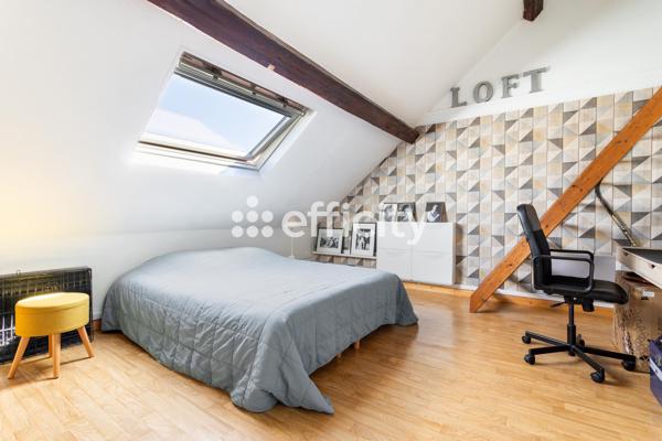 Maison
         9 pièces
        - 153 m² Exclusivité 349 000 € *