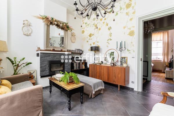 Maison
         9 pièces
        - 153 m² Exclusivité 349 000 € *