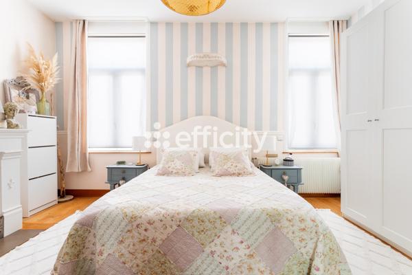 Maison
         9 pièces
        - 153 m² Exclusivité 349 000 € *