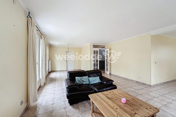 Maison à vendre 7 pièces de 155 m² à Vauréal Autres biens correspondant à votre recherche Autres biens de l'agent