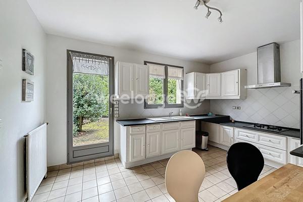 Maison à vendre 7 pièces de 155 m² à Vauréal Autres biens correspondant à votre recherche Autres biens de l'agent