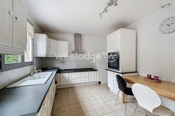 Maison à vendre 7 pièces de 155 m² à Vauréal Autres biens correspondant à votre recherche Autres biens de l'agent