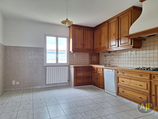 Location maison Plassac : 890 € - AJP Immobilier Pons