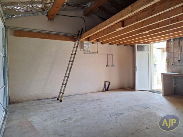 Location maison Plassac : 890 € - AJP Immobilier Pons