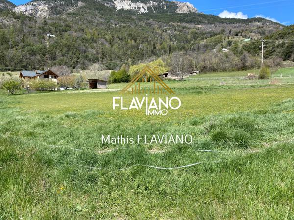 Barcelonnette (04400) TERRAIN À BATIR - MÉOLANS REVEL