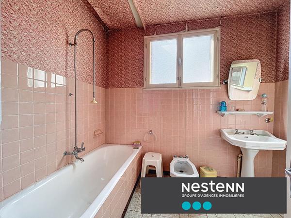 A VENDRE - Maison à Penne-d'Agenais, 3 chambres, cour et jardin privatif