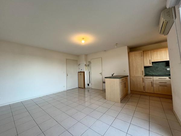 APPARTEMENT T2 AVEC BALCON ET PARKING - ALBI FACULTE