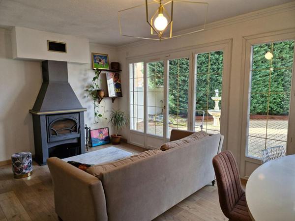 ROANNE - MAISON DE VILLE