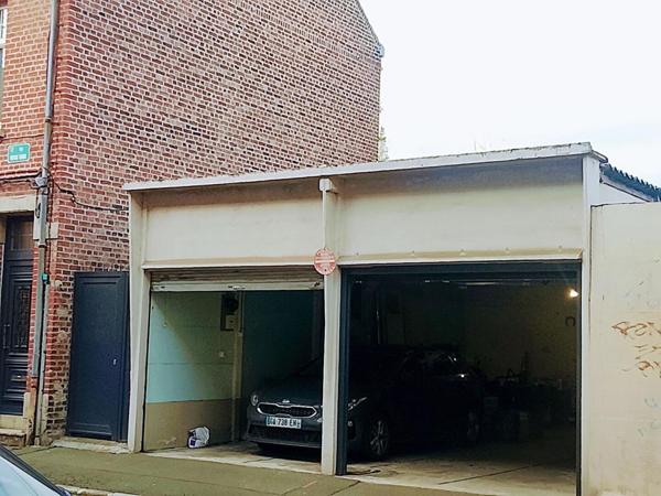 Atelier 55 m2/ Grand Garage / Plateau Vierge/  Local commercial