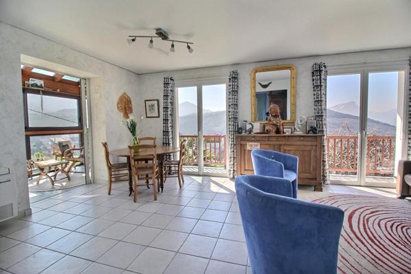 Saint-Jean-d'Arvey 7 pièces 149 m2