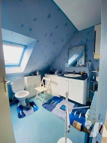 A Vendre à Perros-Guirec (22700) en Côtes-d'Armor (22) maison de type 5 d'une surface habitable...