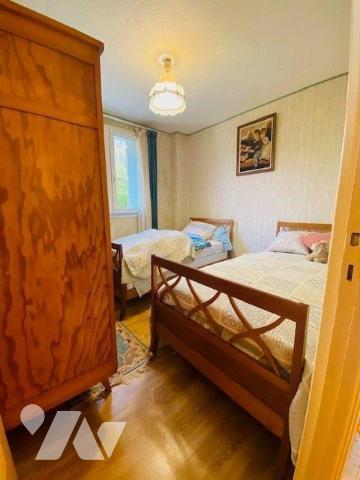 A Vendre à Perros-Guirec (22700) en Côtes-d'Armor (22) maison de type 5 d'une surface habitable...