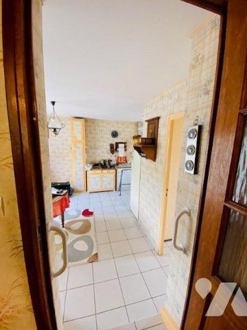 A Vendre à Perros-Guirec (22700) en Côtes-d'Armor (22) maison de type 5 d'une surface habitable...