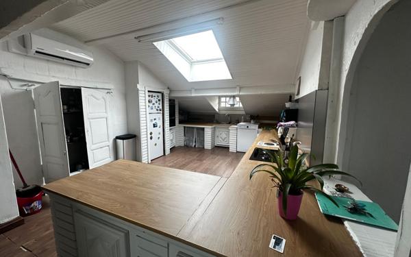 Immeuble à vendre    34 pièces •  Barbazan-Debat