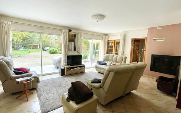 Maison à vendre    6 pièces • 211 m2 Bergerac