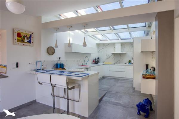 Maison à vendre |  Rochefort |  7 pièces | 200 m²